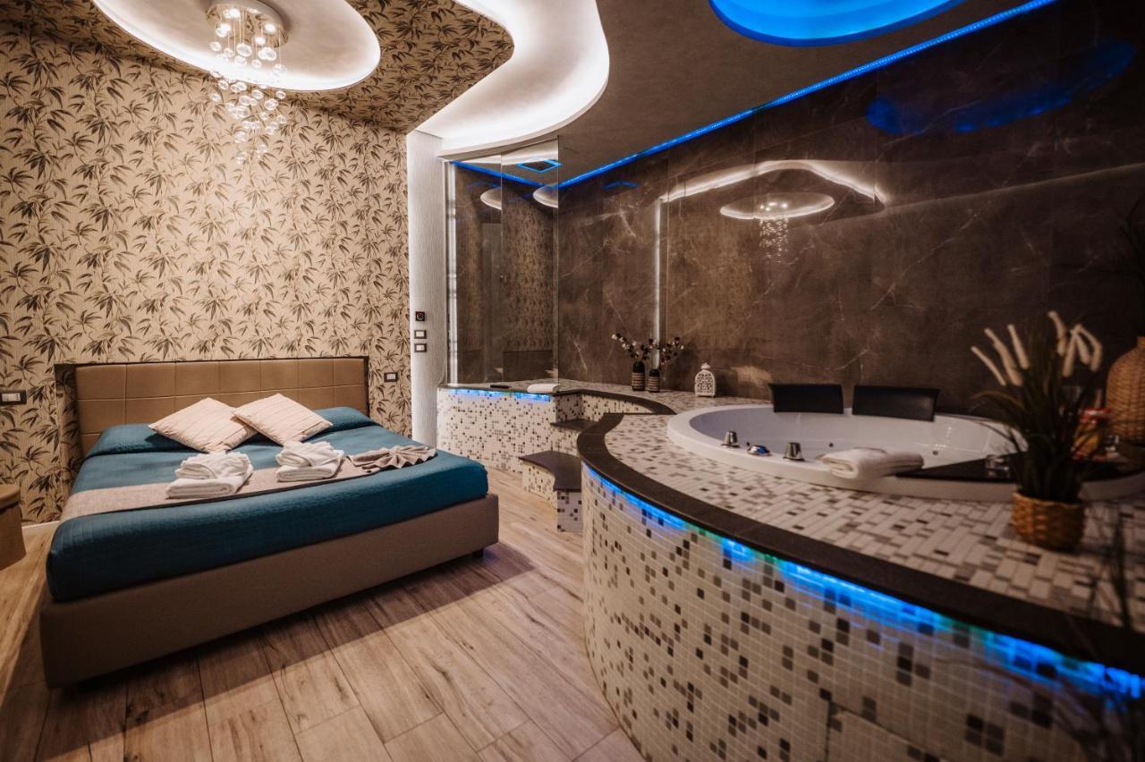 Th Luxury Suite Giardini Naxos Dış mekan fotoğraf